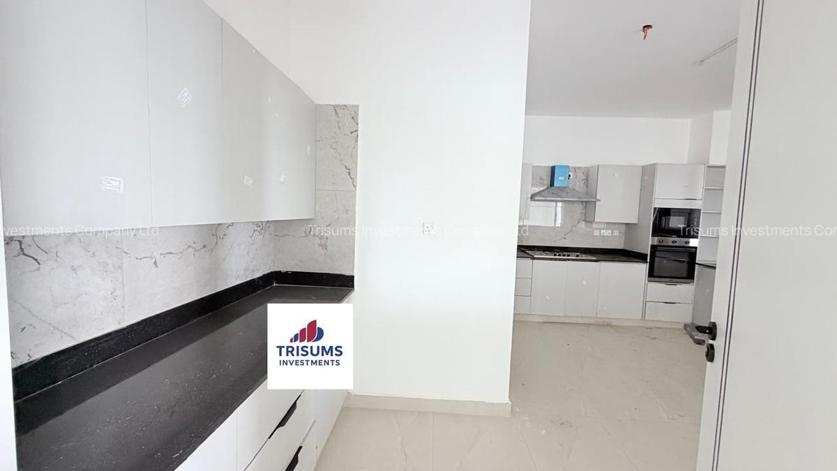 4 Bed Apartment with En Suite in Spring Valley - 3