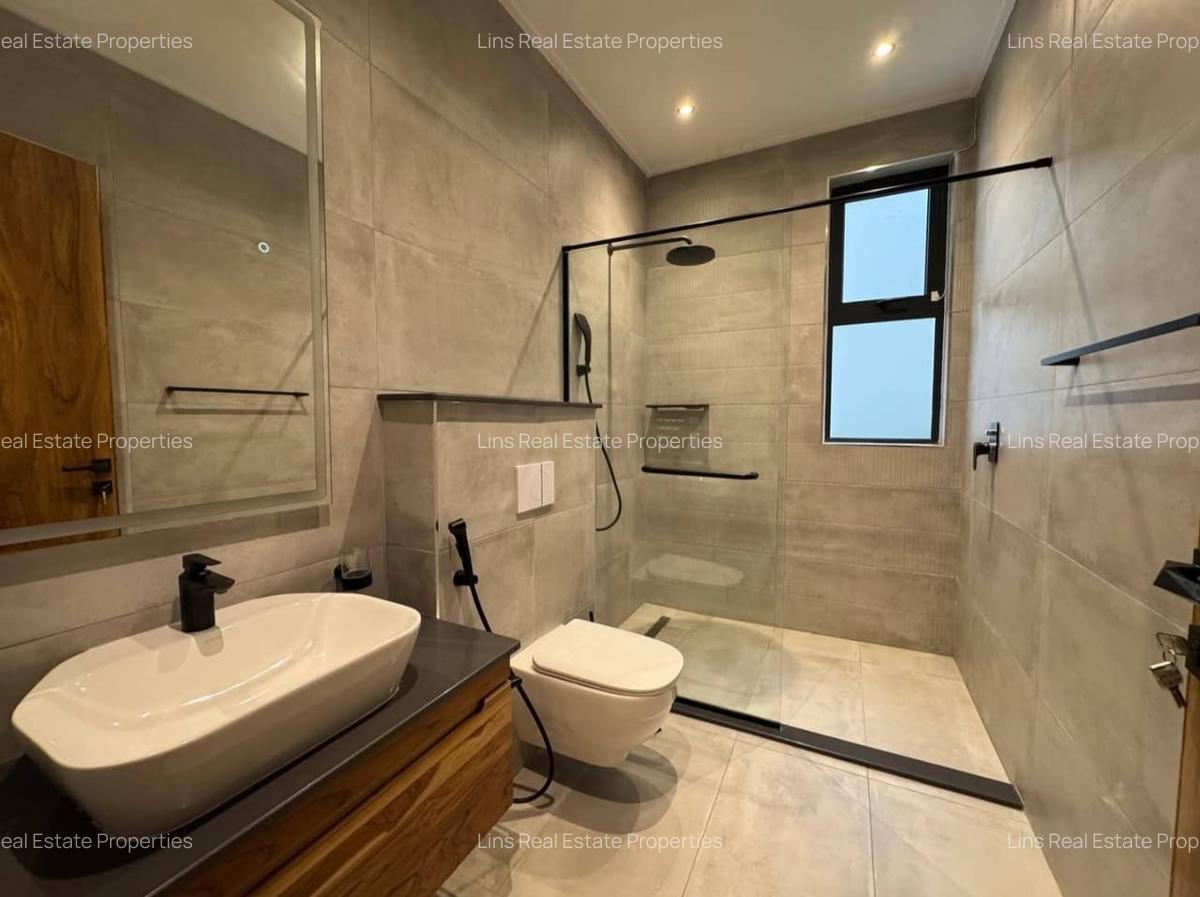 Furnished 4 Bed Apartment with En Suite in Spring Valley - 6