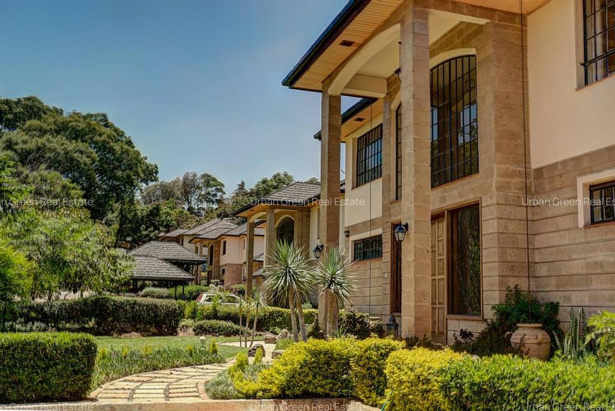 5 Bed Villa with En Suite at Miotoni - 5