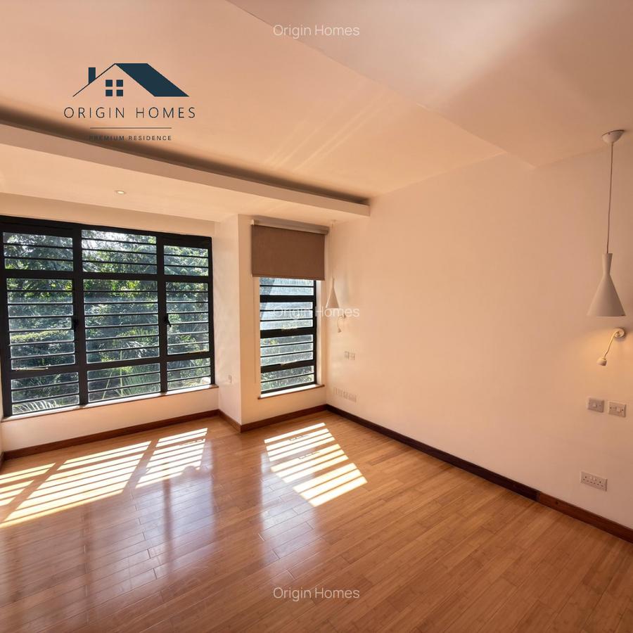 3 Bed House with En Suite at Rosslyn - 13