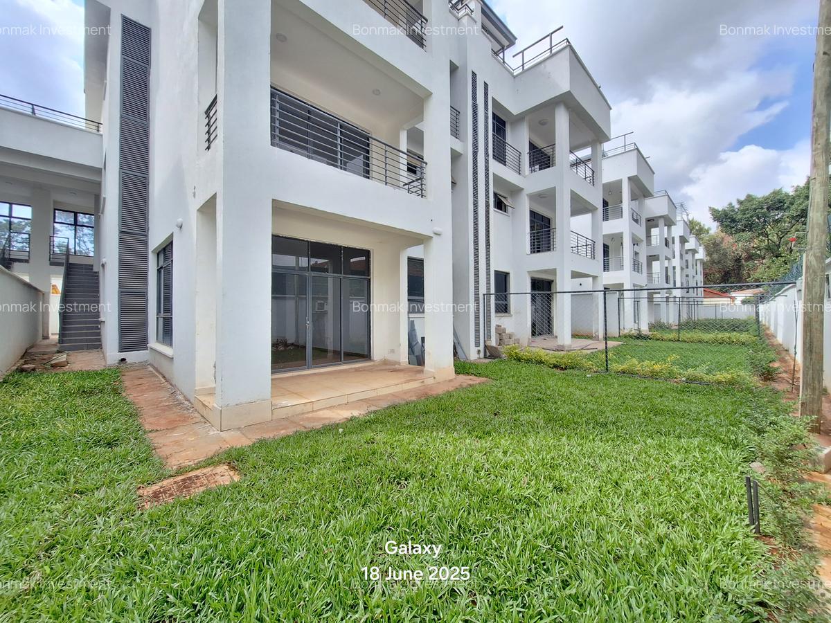 5 Bed Townhouse with En Suite at Convent Drive - 3