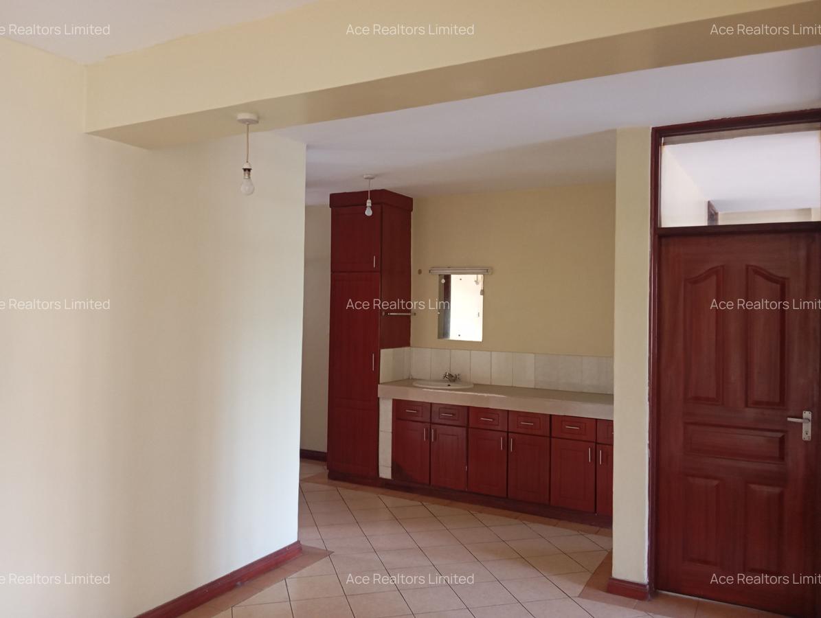 3 Bed Apartment with En Suite at Ngara Road - 2