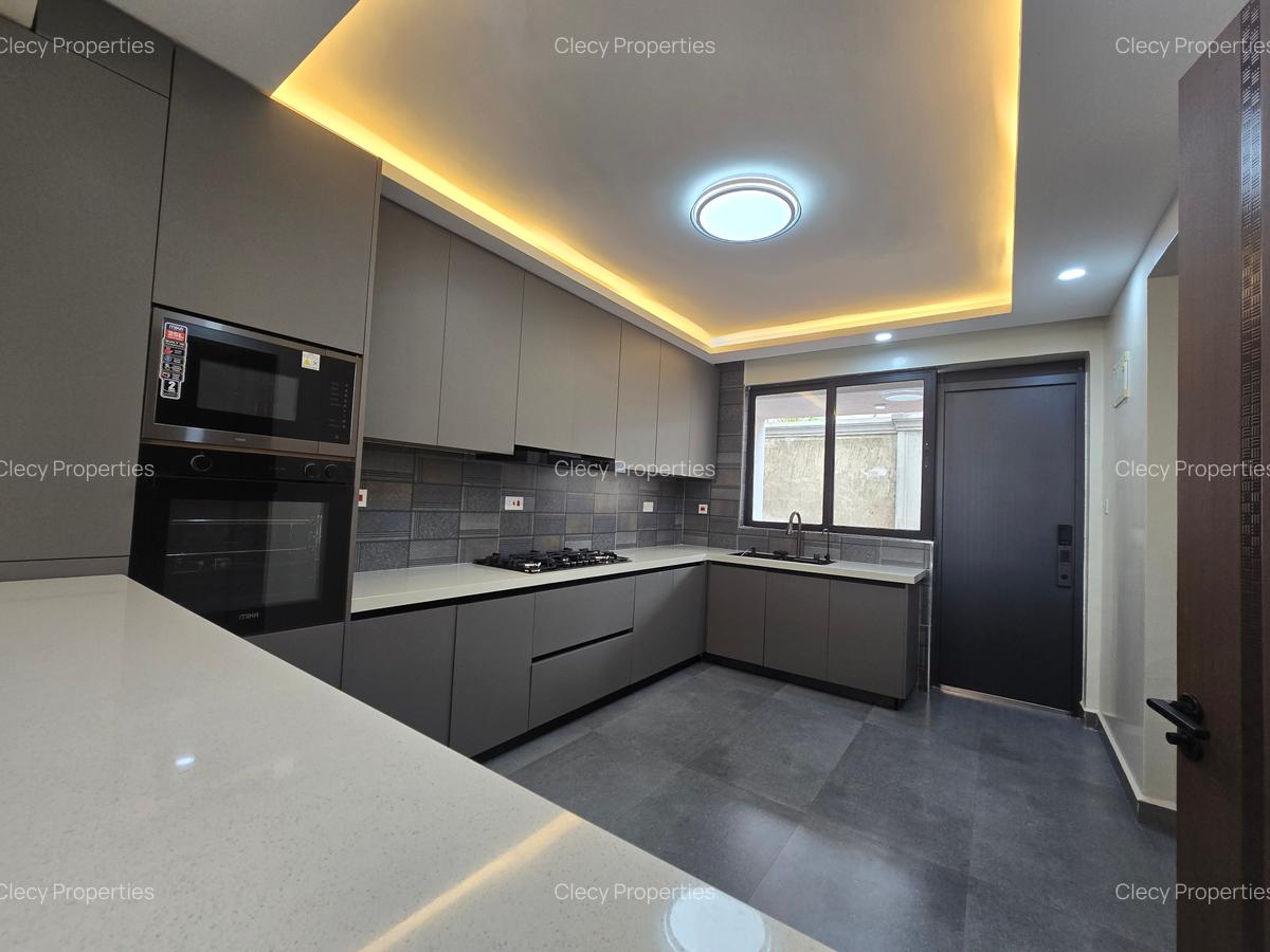 5 Bed Villa with En Suite at Utawala - 7