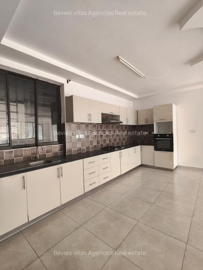 2 Bed Apartment with En Suite at Parklands - 1
