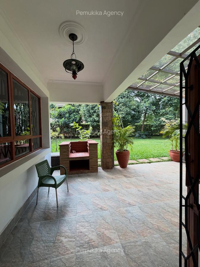 5 Bed Townhouse with En Suite in Runda - 4