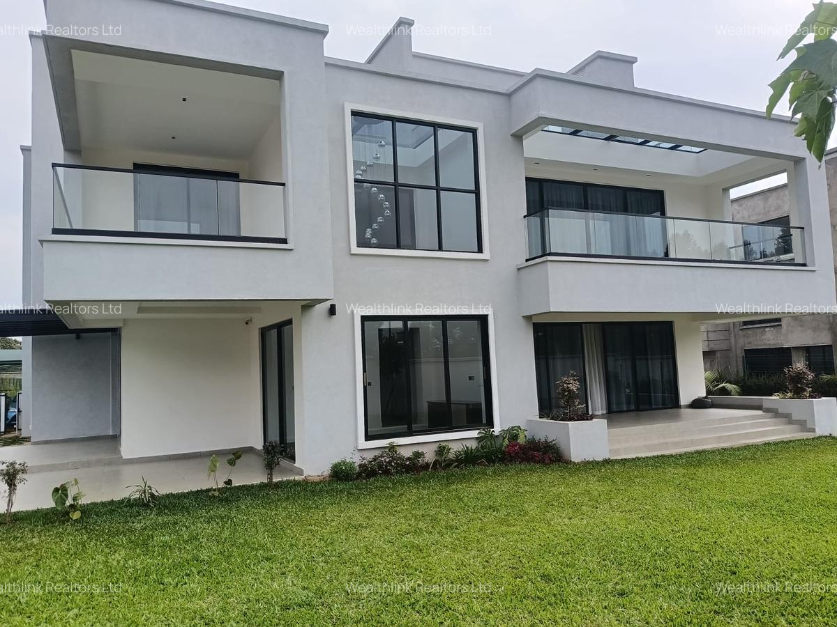5 Bed Townhouse with En Suite at Runda - 3