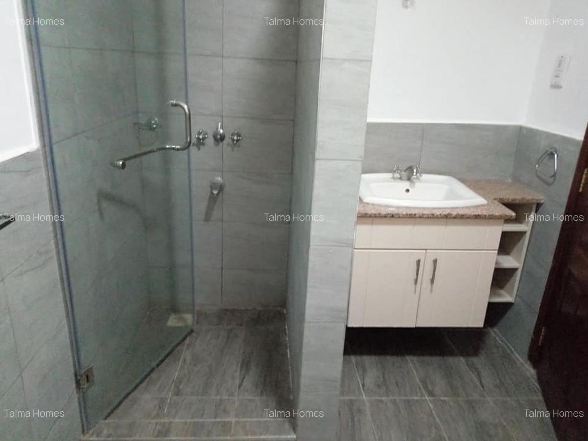 5 Bed Apartment with En Suite at Rhapta Road - 7