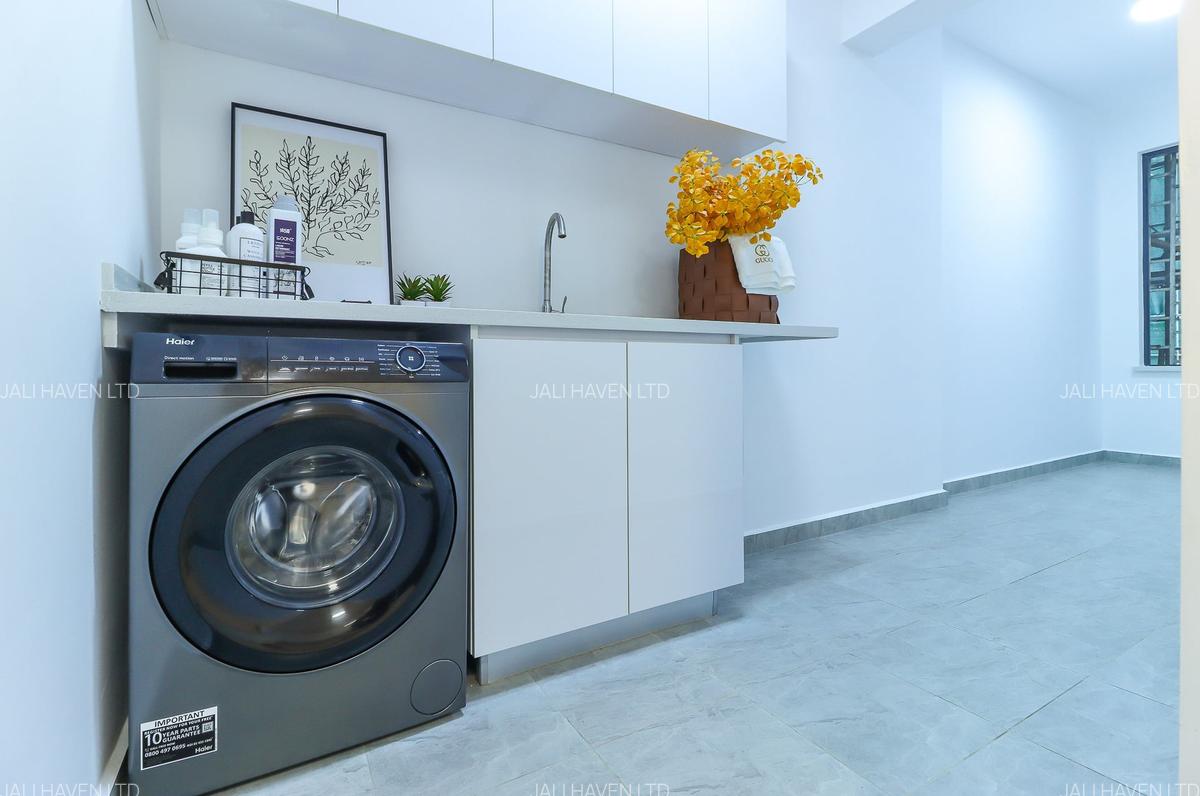 3 Bed Apartment with En Suite in Kilimani - 7