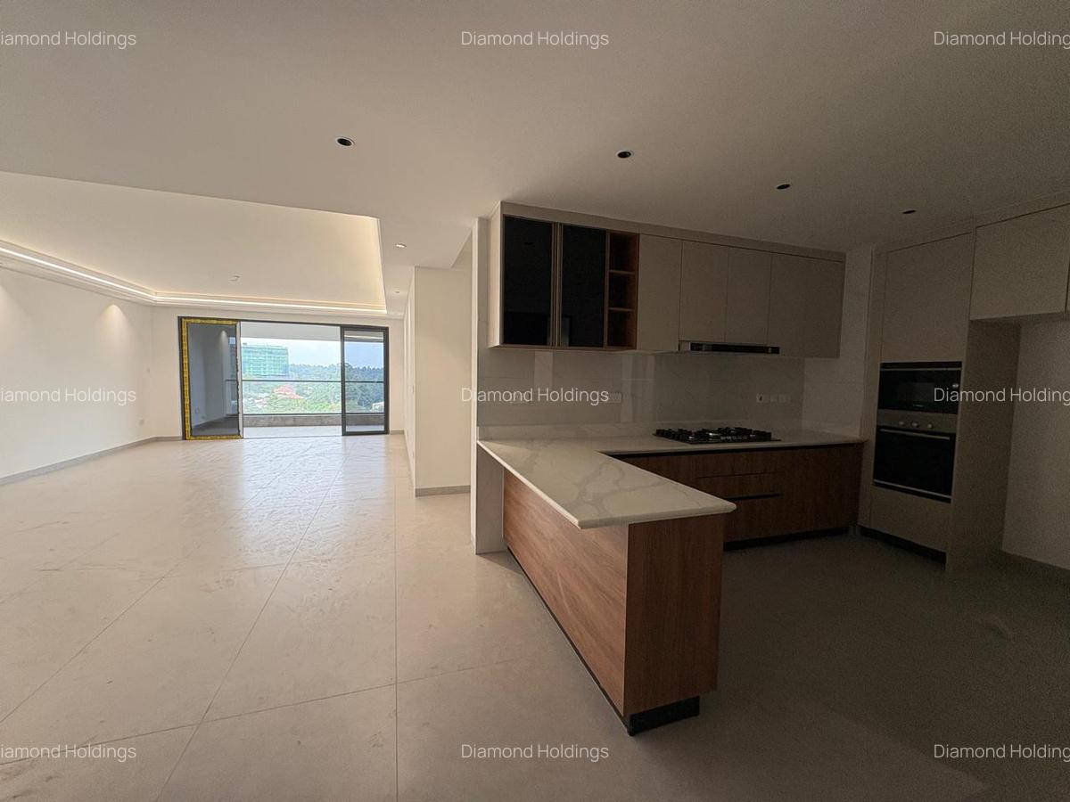 2 Bed Apartment with En Suite in General Mathenge - 13