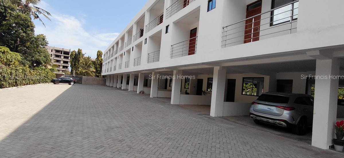 4 Bed Townhouse with Garden at 4 Bedroom Townhouse For Rent In Nyali - 1