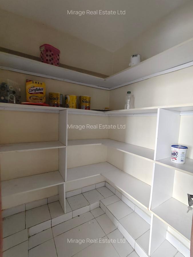 Serviced 3 Bed Apartment with En Suite in Kilimani - 18
