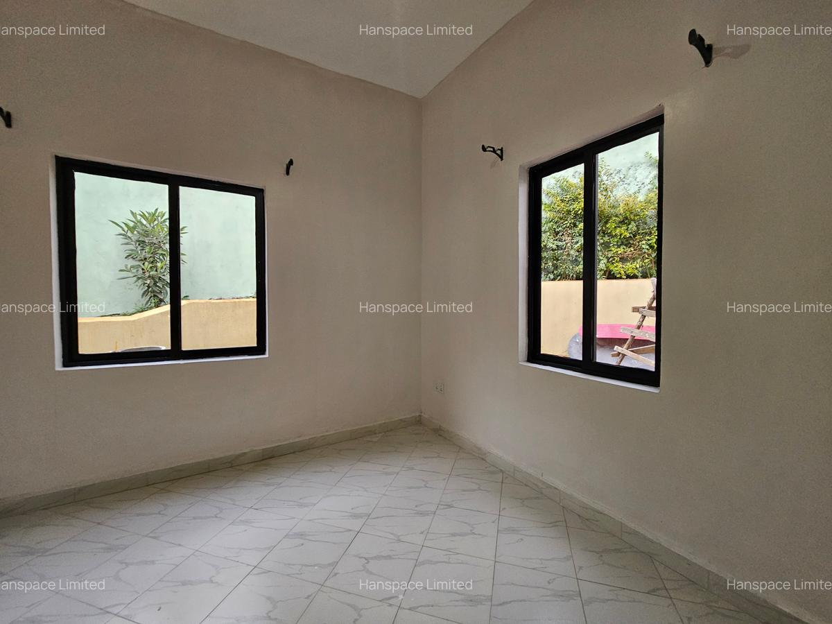 3 Bed House with En Suite in Runda - 5