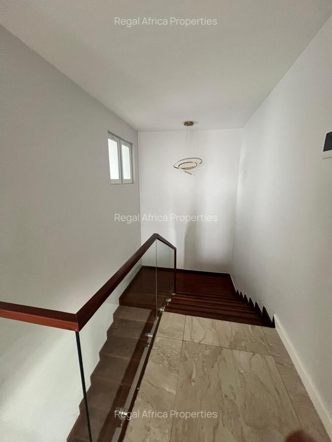Serviced 4 Bed Apartment with En Suite at Nyeri Road - 16