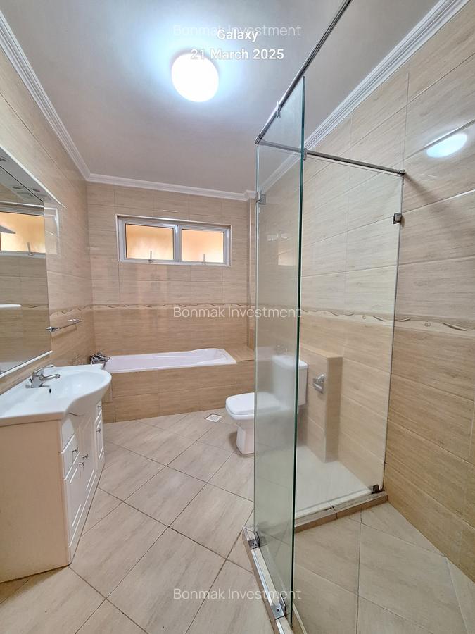 3 Bed Apartment with En Suite at Brookside Drive - 14