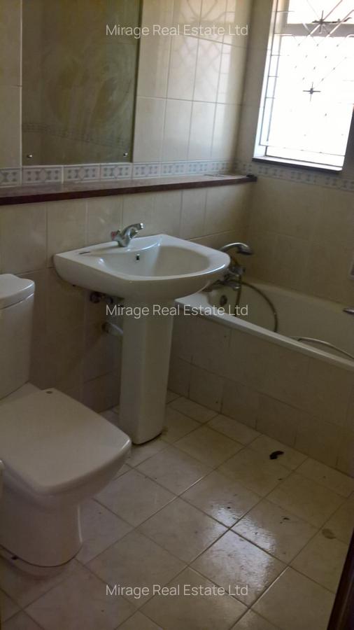 Commercial Property with Parking in Kilimani - 3