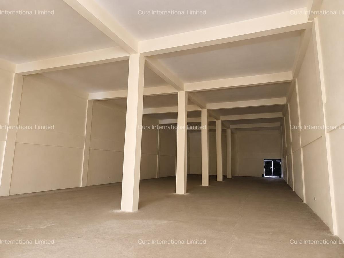 5,315 ft² Warehouse in Eastern ByPass - 3