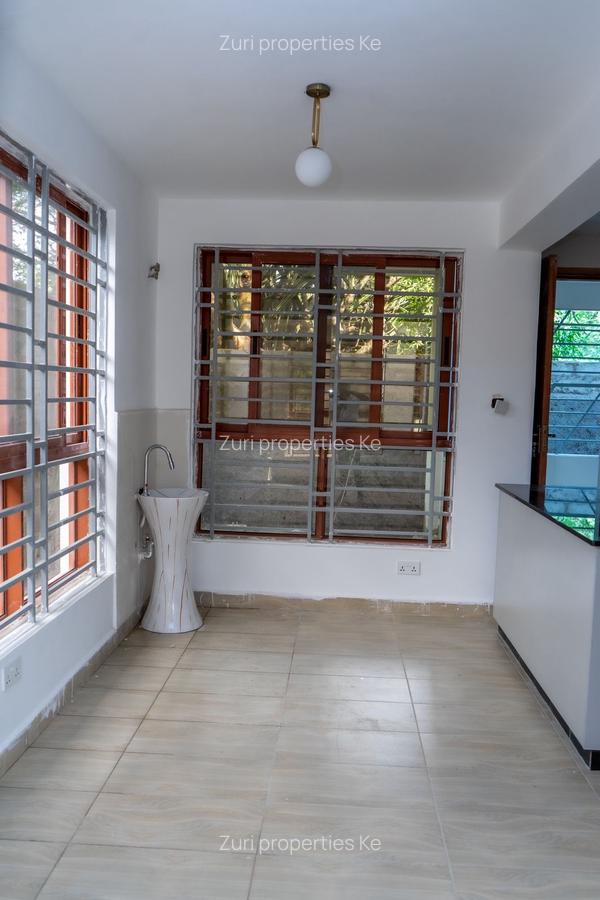 5 Bed Villa with En Suite at Milimani Kisumu - 12