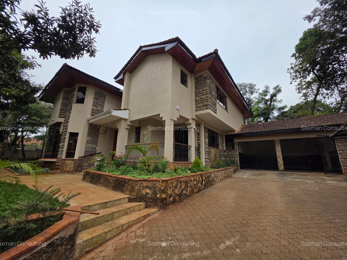 5 Bed House with En Suite in Runda - 5