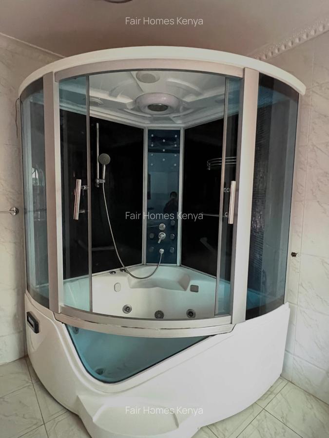 5 Bed Townhouse with En Suite at Othaya Road - 15