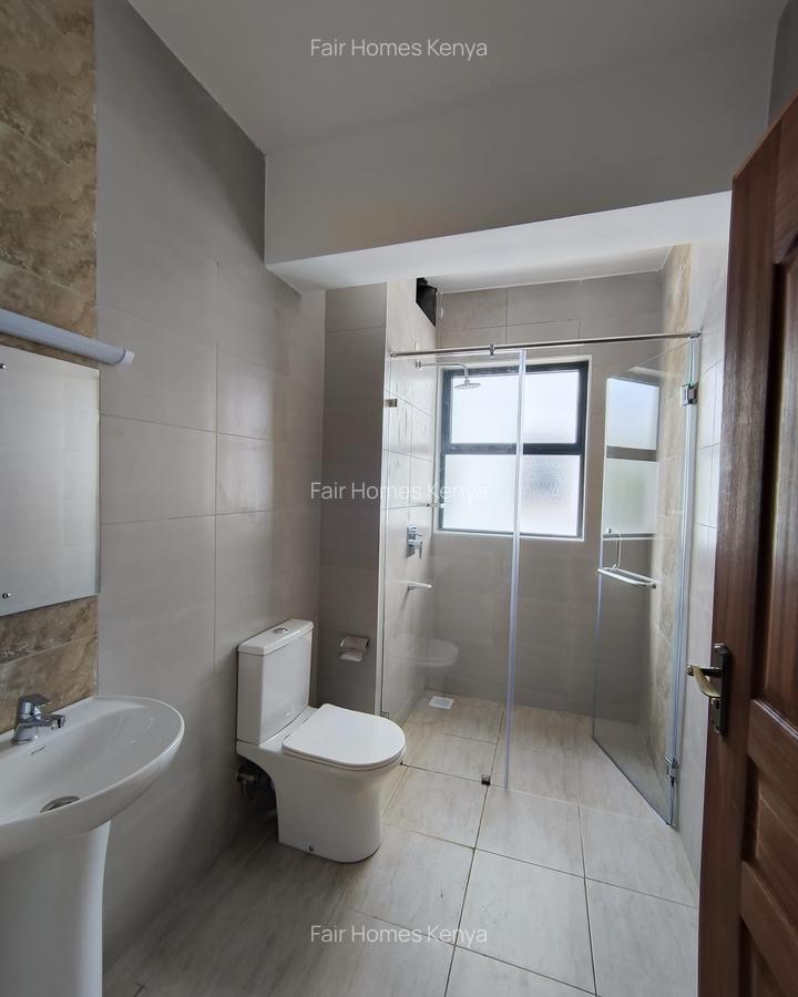 3 Bed Apartment with En Suite at Mandera Road - 12