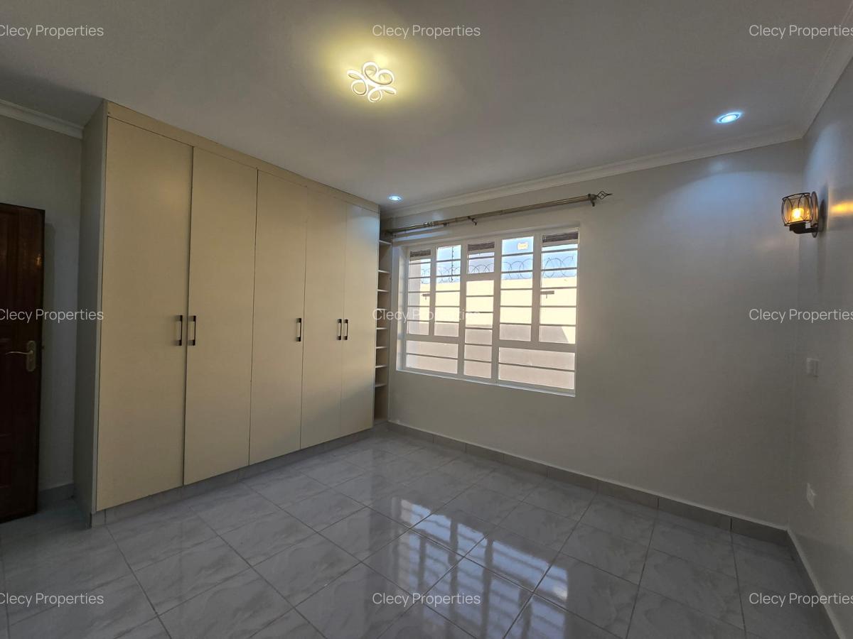 3 Bed House with En Suite at Eastern Bypass - 9