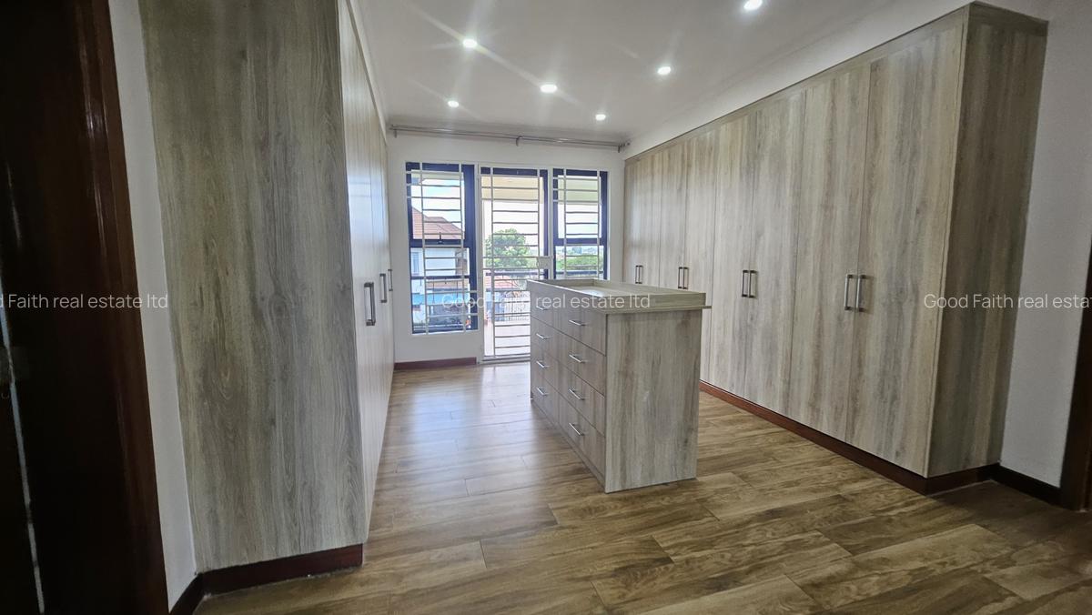 4 Bed Villa with En Suite in Kiambu Road - 10