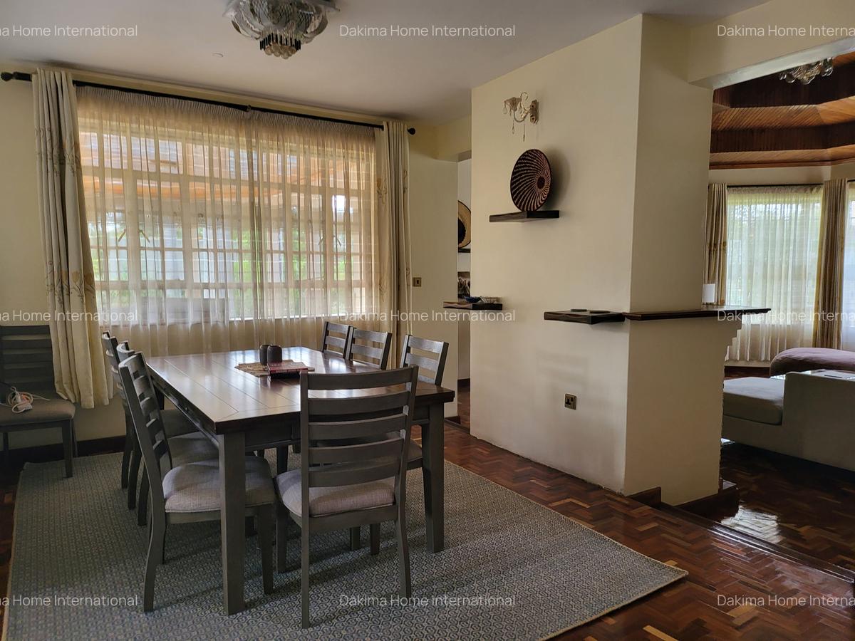 5 Bed House with En Suite in Runda - 8