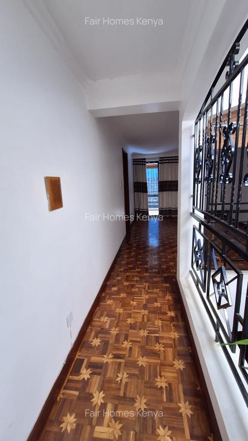 4 Bed Townhouse with En Suite at Lavington Green - 17