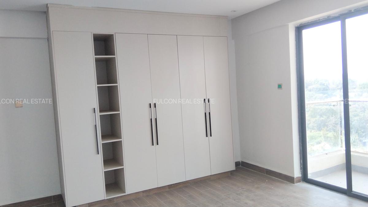 4 Bed Apartment with En Suite in Parklands - 2