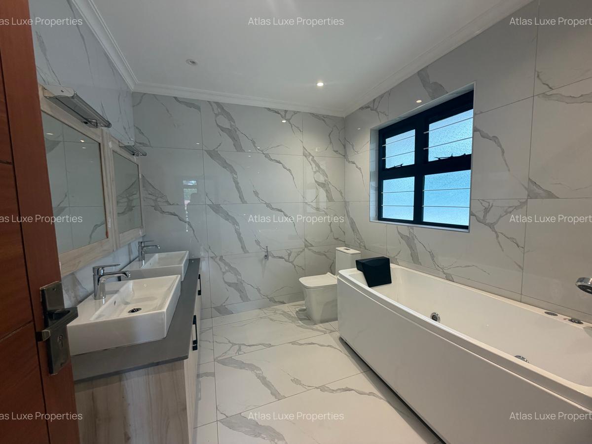 5 Bed House with En Suite at Old Runda - 8