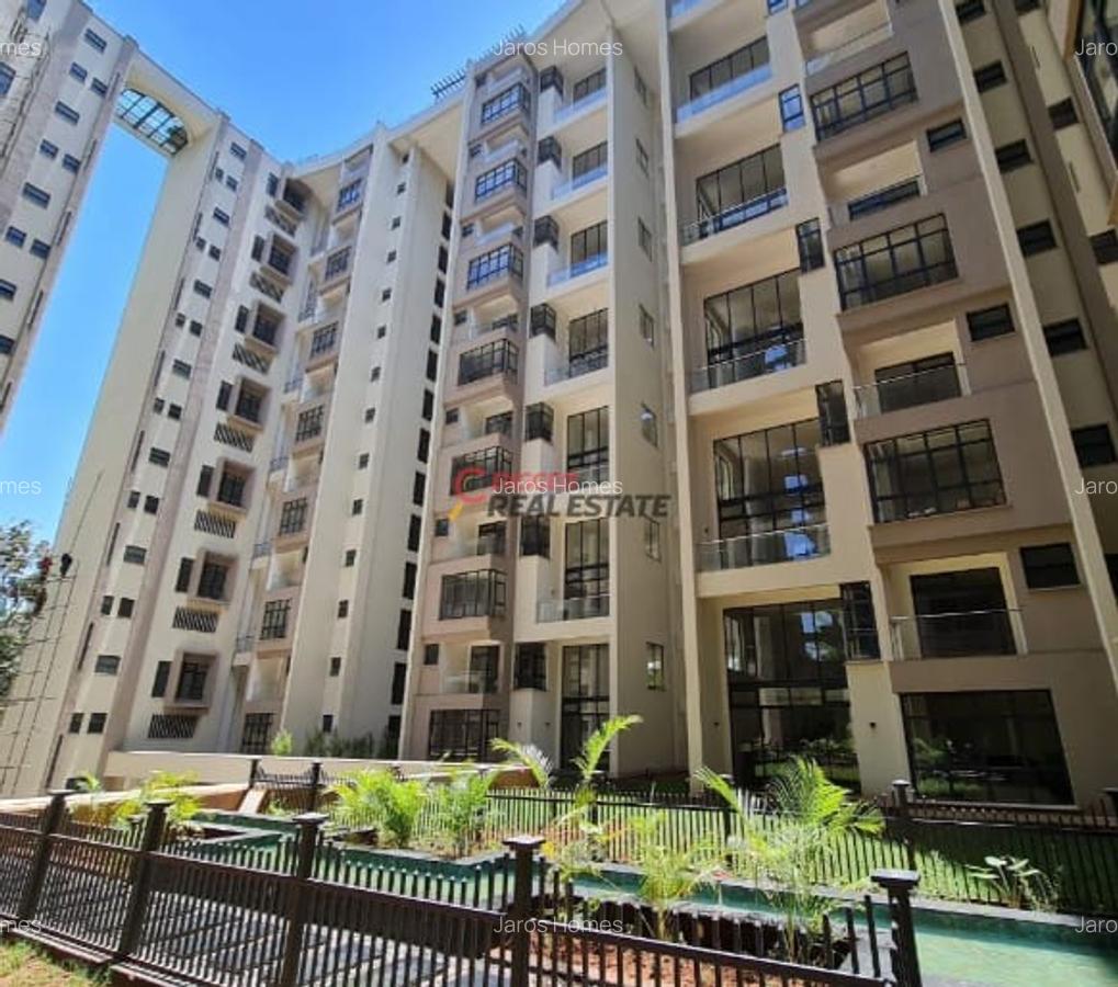 3 Bed Apartment with En Suite at Riverside Drive - 1