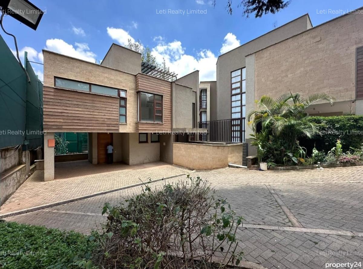 4 Bed Townhouse with En Suite in Lavington - 1