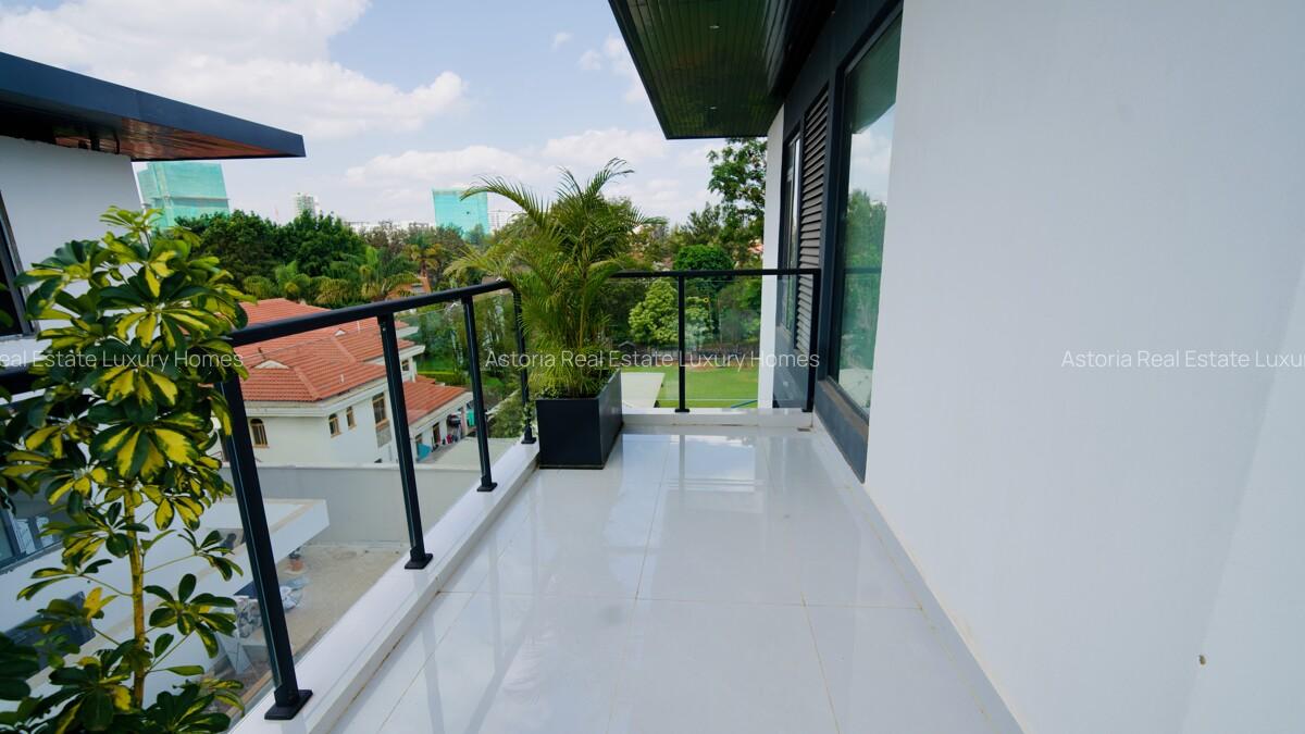 5 Bed Villa with En Suite at 2026-378 - 14