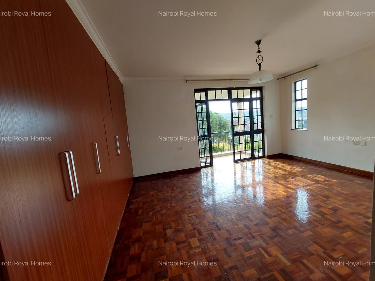 4 Bed Townhouse with En Suite at Loresho Ridge - 16