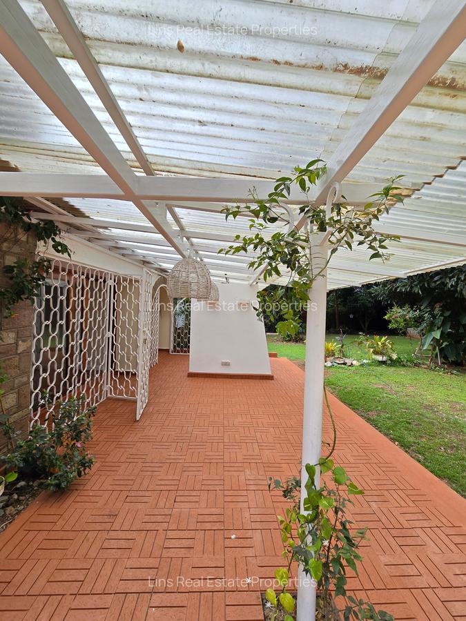 4 Bed House with En Suite in Gigiri - 3