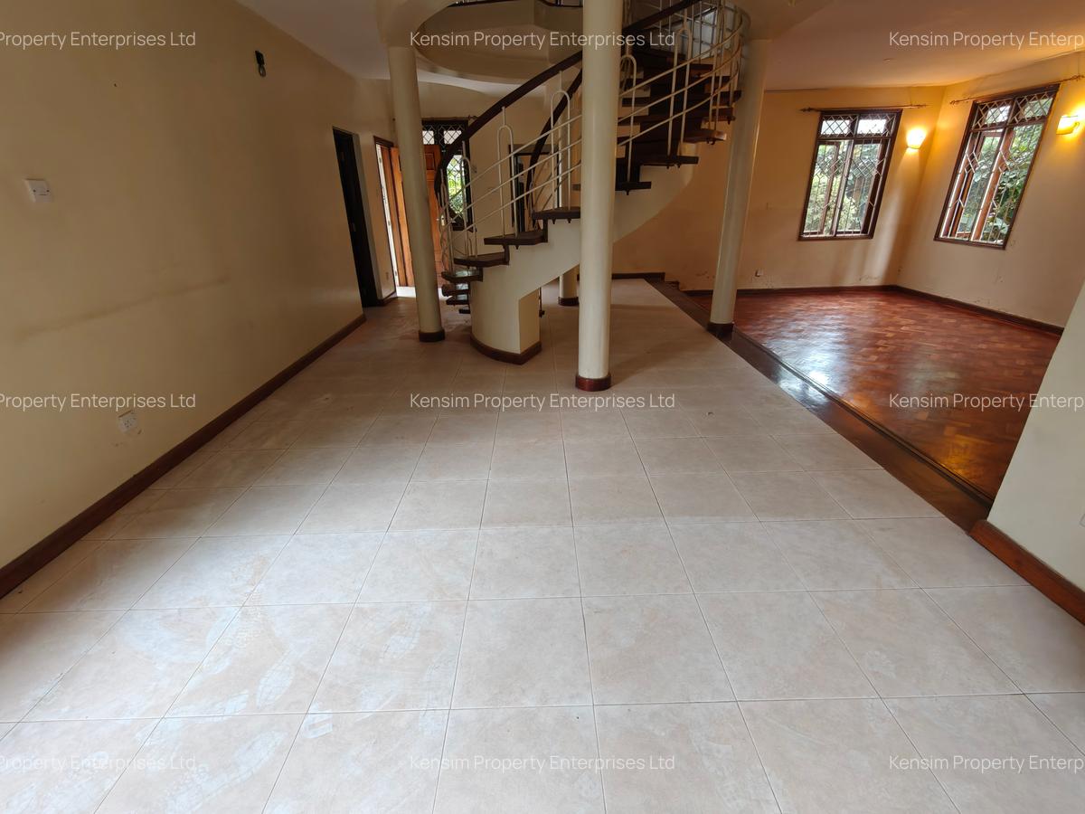 4 Bed Townhouse with En Suite in Lavington - 4