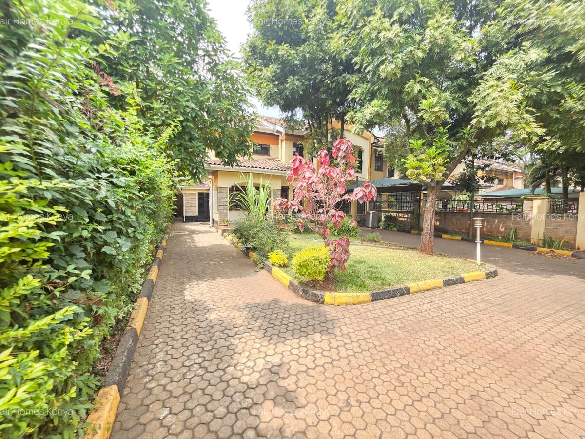 4 Bed Townhouse with En Suite at Amboseli Road - 1