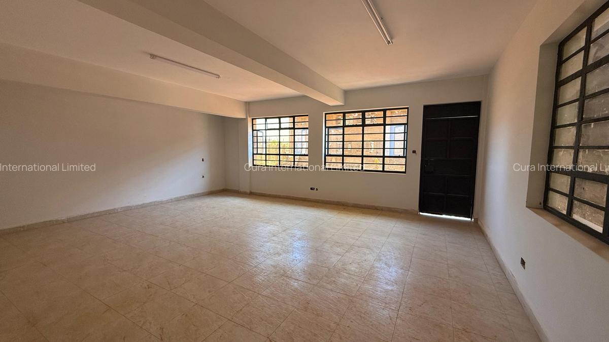 7,000 ft² Warehouse in Ruiru - 2