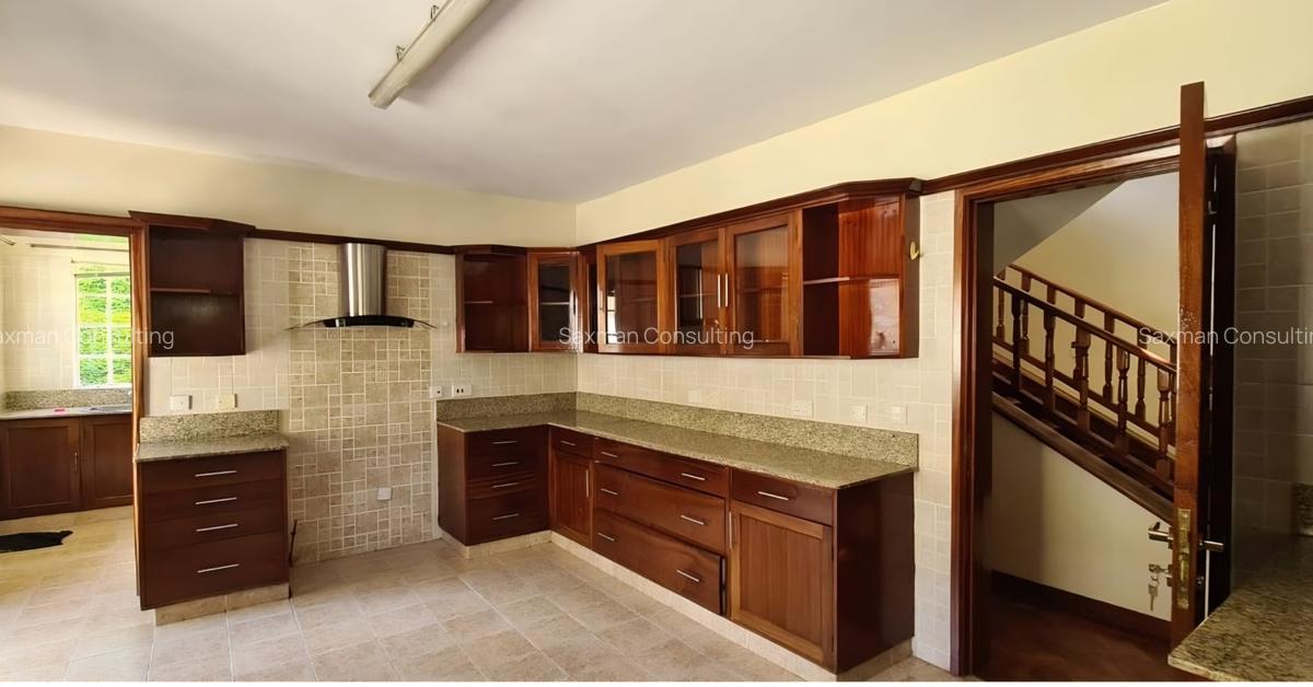 5 Bed House with En Suite in Karen - 7