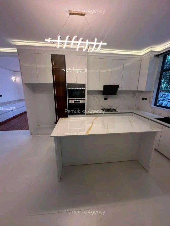6 Bed Townhouse with En Suite in Karen - 12