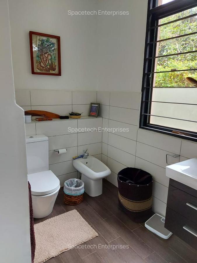 3 Bed House with En Suite in Muthaiga - 12