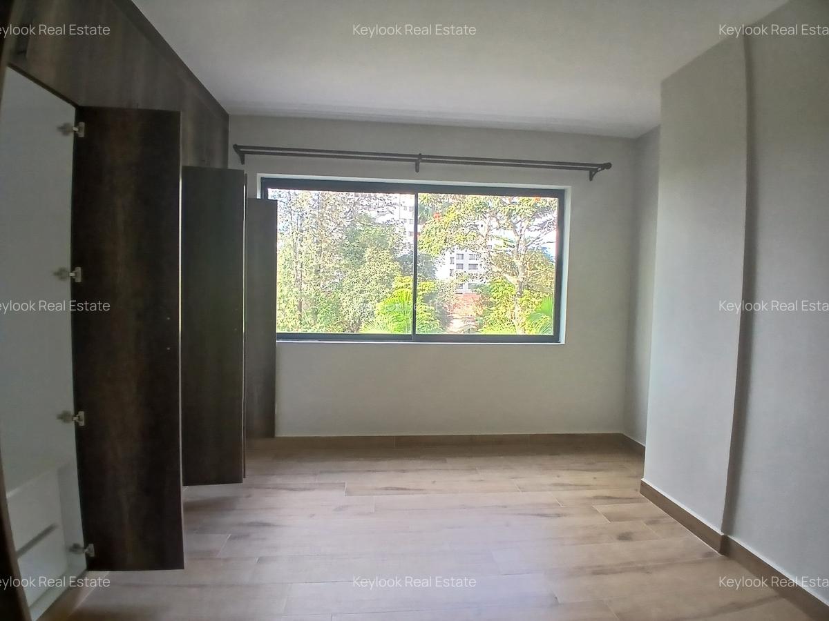 3 Bed Apartment with En Suite at Mandera Road - 10