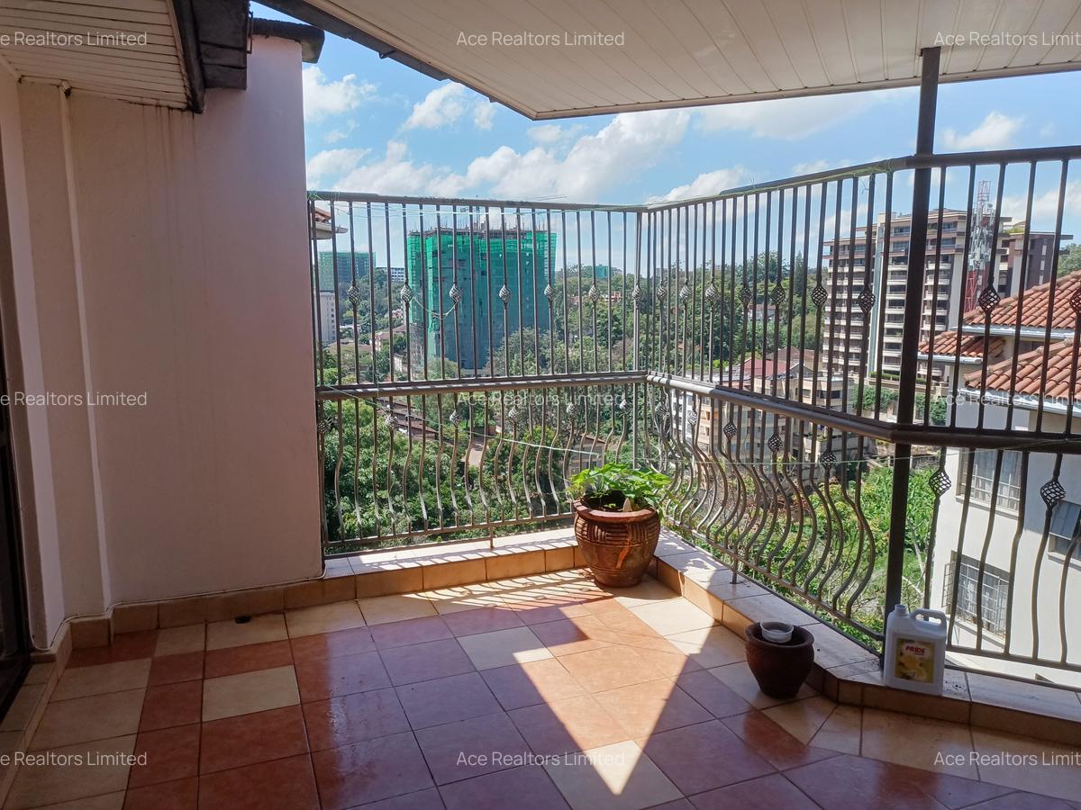 3 Bed Apartment with En Suite at Raphta Road - 15