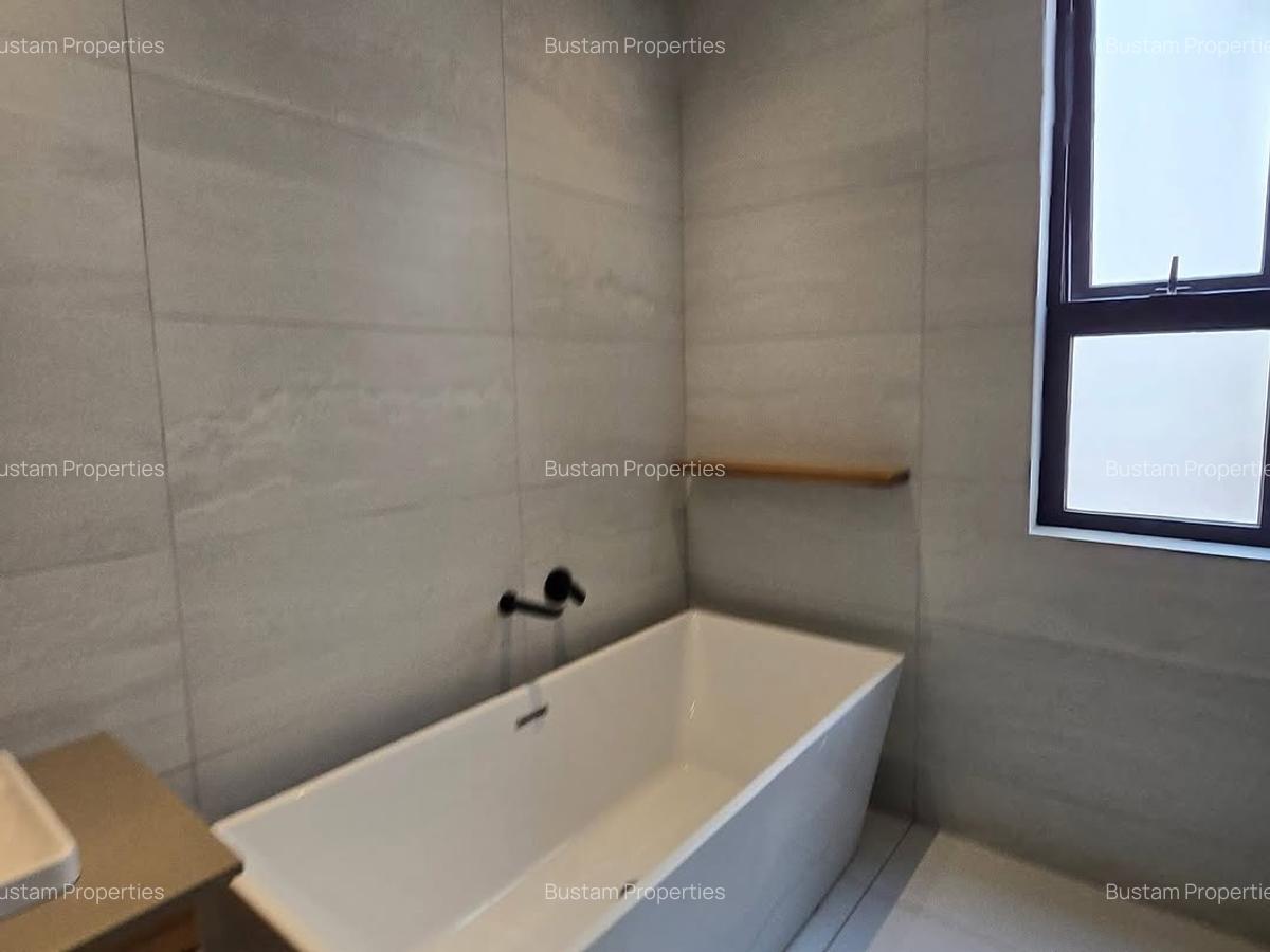 4 Bed Villa with En Suite in Loresho - 2