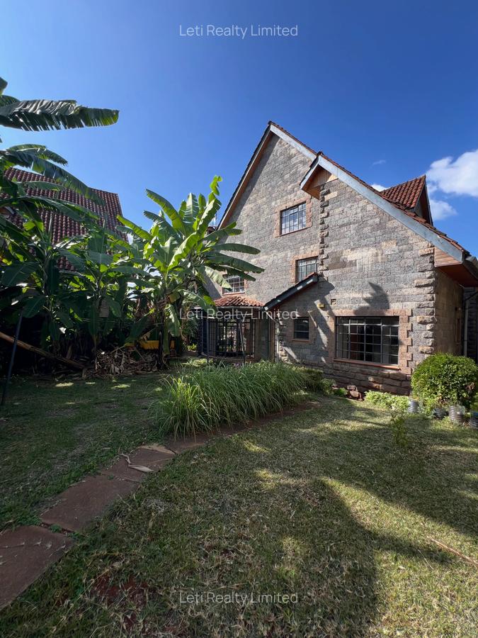 5 Bed Townhouse with En Suite in Lavington - 1