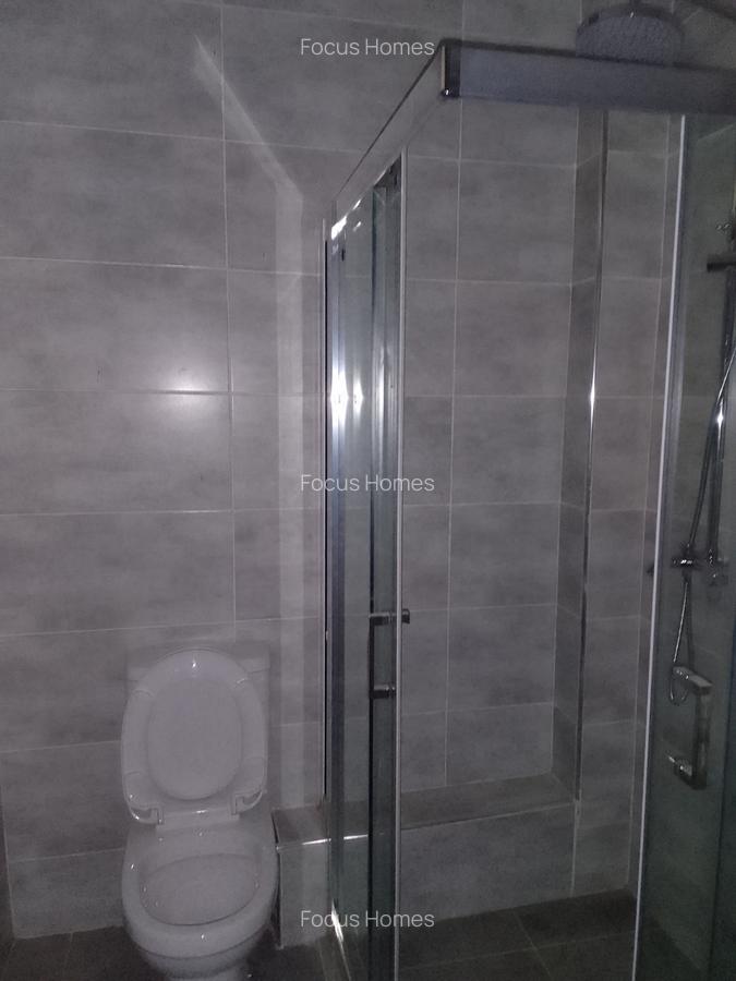 5 Bed Townhouse with En Suite in Lavington - 12