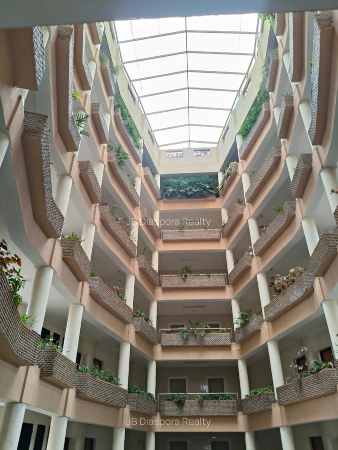 3 Bed Apartment with En Suite in Brookside - 20