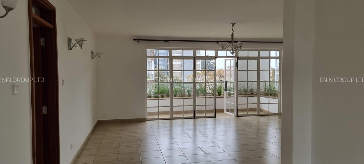 Serviced 3 Bed Apartment with En Suite at Valley Arcade - 4