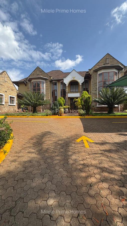 5 Bed Villa with En Suite at Mimosa - 17