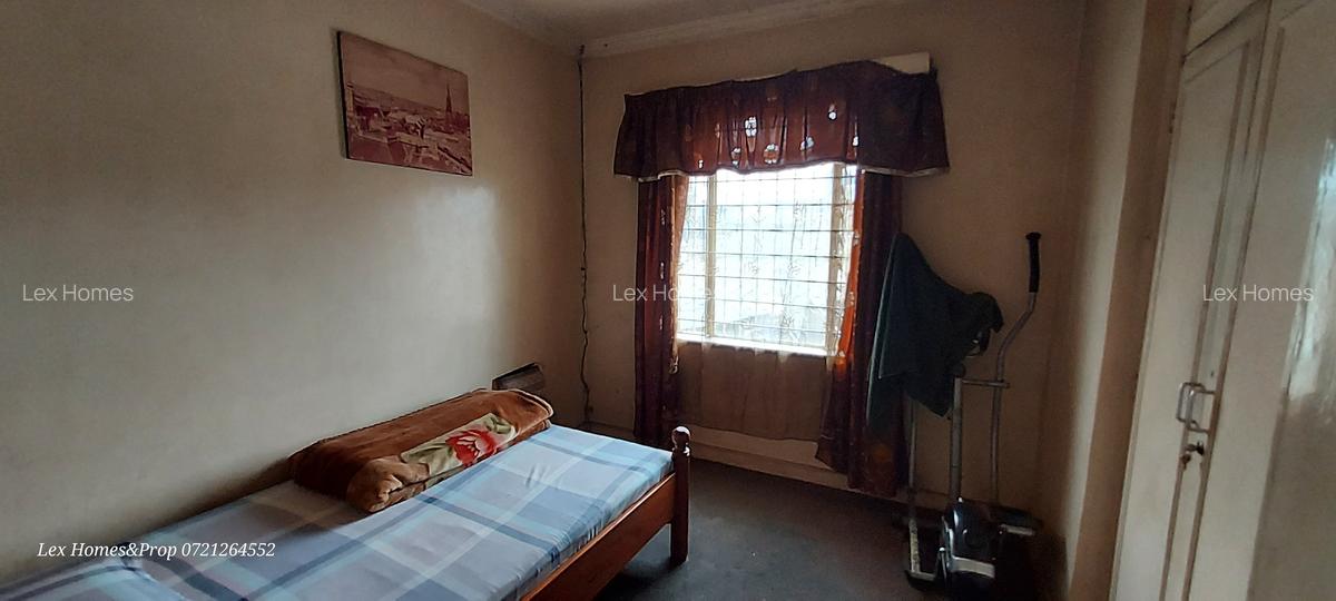 4 Bed House with En Suite at Podium Road - 10